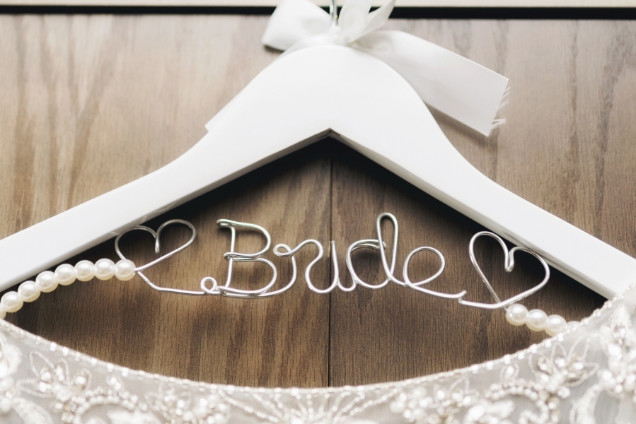 shauna-paul-michigan-wedding-by-intrigue-0011
