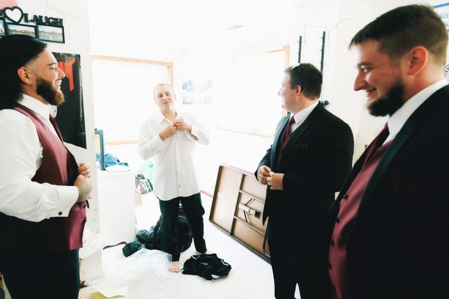 shauna-paul-michigan-wedding-by-intrigue-0018