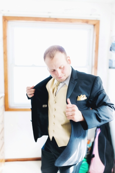 shauna-paul-michigan-wedding-by-intrigue-0025