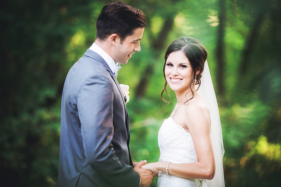 Elopements in Michigan - Eloping Couples