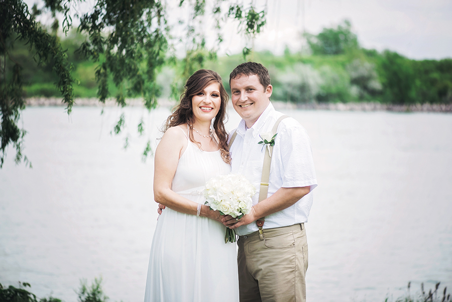 Michigan Elopement Photographer